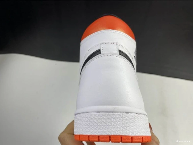 Cheap TB 555088-180 Air Orange Electro High Retro Jordan 1 0724